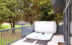 Host & Stay - Sunbird Lodge